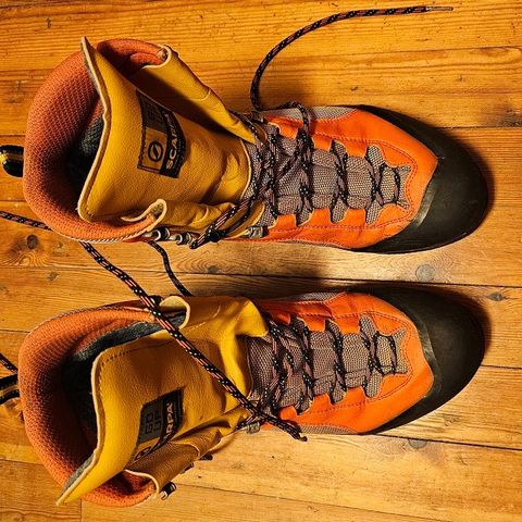 Scarpa Charmoz boots 45