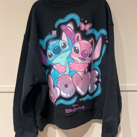 Stitch og Angela - Genser Zara - Helt ny, lapper på