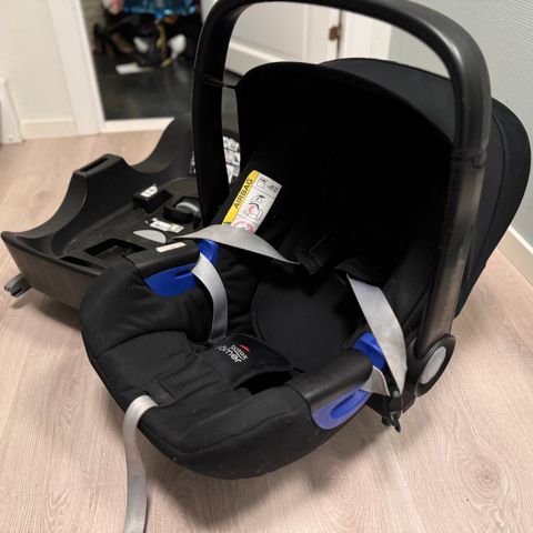 Britax Römer Baby-safe i-size med ifofix-base