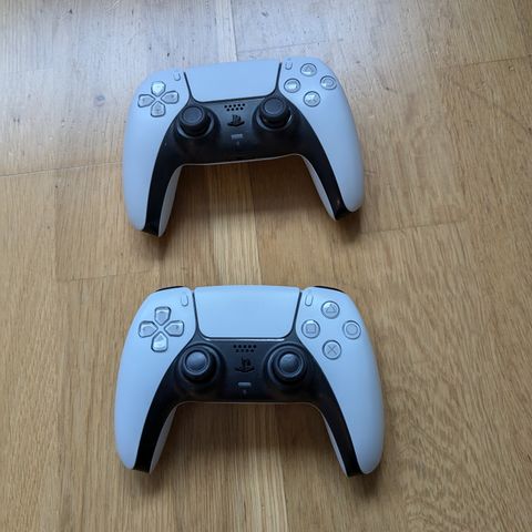 2 Dual sense PlayStation 5 kontrollere - defekte