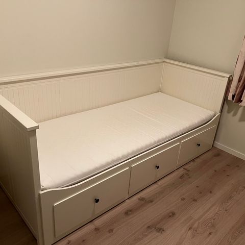 IKEA Hemnes seng