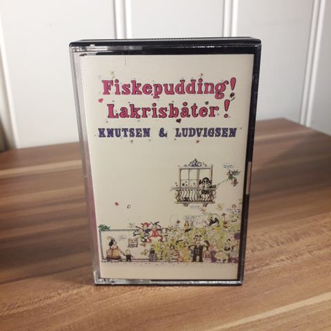 Knutsen & Ludvigsen "Fiskepudding! Lakrisbåter!" 1980 kassett