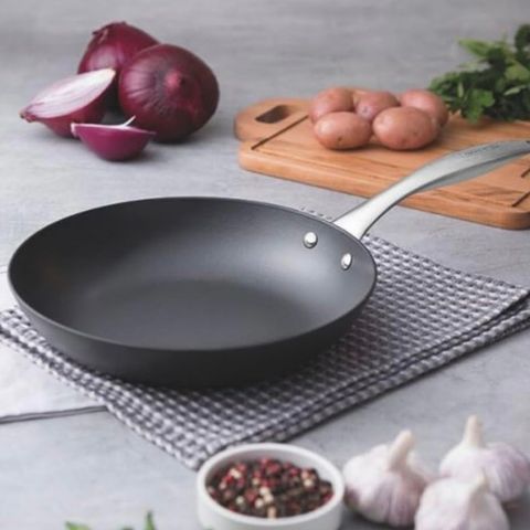 Tramontina Cast Iron Stekepanne