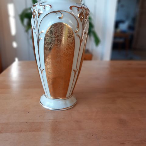 SCHLEGEL gullforgylt vase