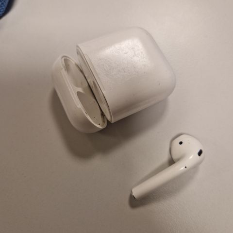 Apple earpods 1gen til salgs billig