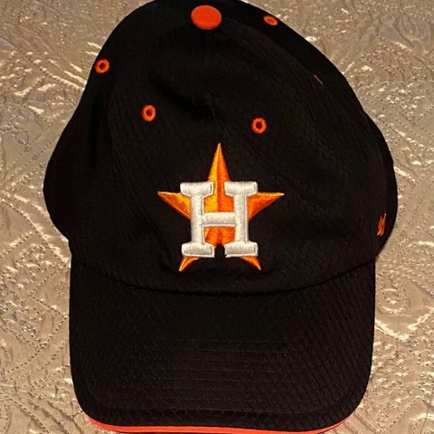 Cap Houston Astro