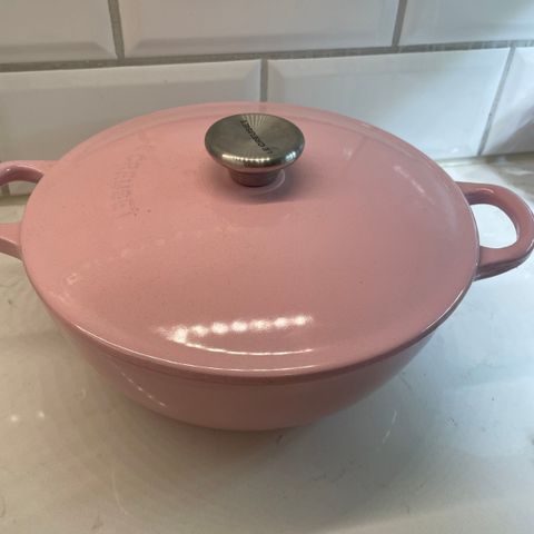 Le Creuset støpejernsgryte lyserosa