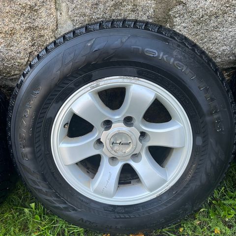 Nokian Hakkapelitta 245/70R16