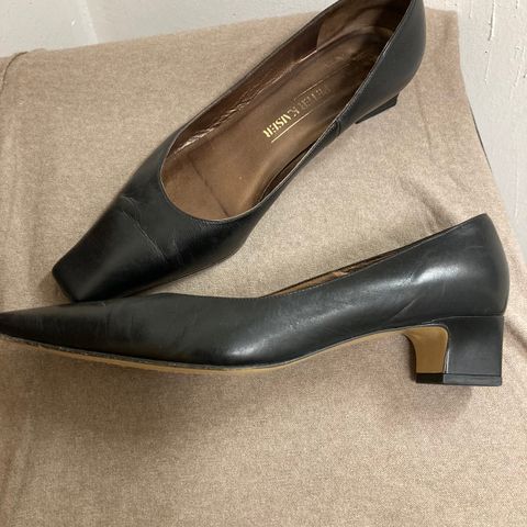 Peter Kaiser Pumps