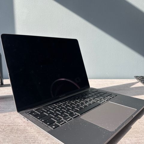 MacBook Pro M2 2022