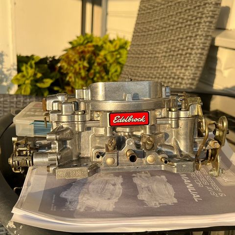 Edelbrock 750 forgasser 1407