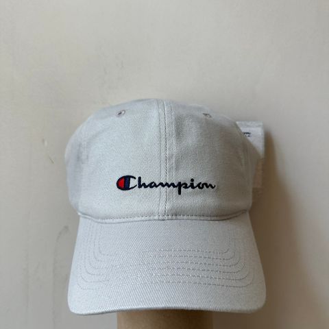 Champion caps one size, har 2 stk, helt nye med lappen på