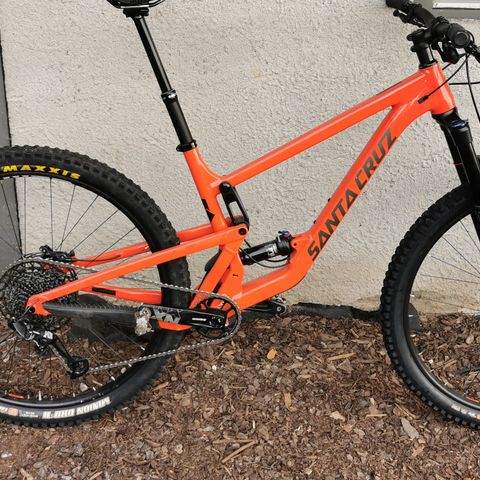 Santa cruz hightower D