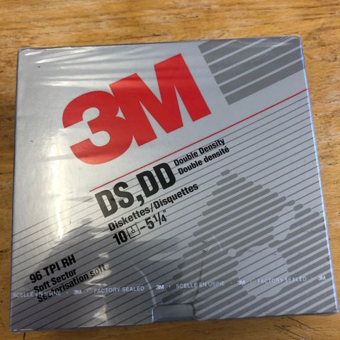 3M 5 1/4 5.25 " Diskettes Pack of 10. DS, DD (Double Sided Double Density)