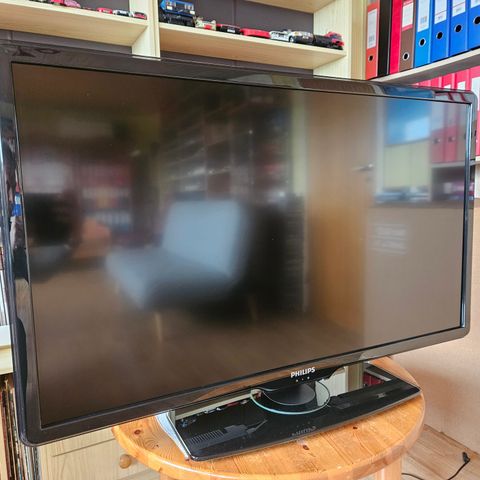 42" Philips TV