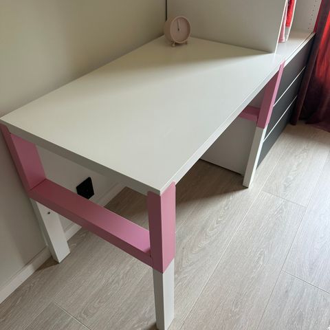 Ikea skrivebord