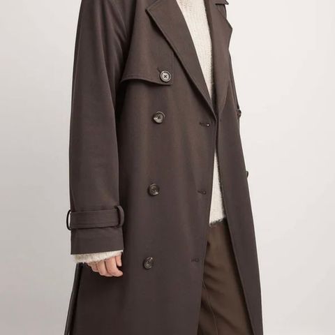 trenchcoat