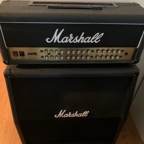 Marshall JVM 410H med Marshall M412A