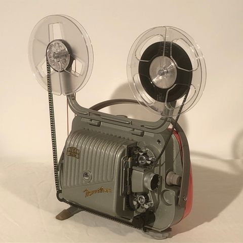 Dekorativ filmfremviser fra 1959 * Zeiss Ikon Movilux *