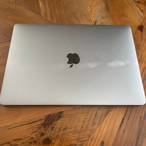 MacBook Pro 13’’ 2016 vurderes solgt