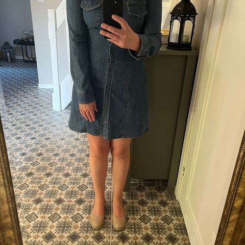 Very beautiful denim dress.