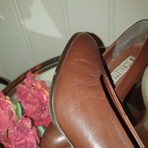 Fine skinn pumps i str.38