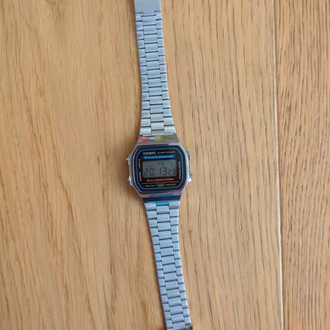 Casio Vintage A168WA klokke, halv pris!