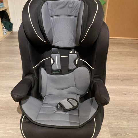 Bilstol uten isofix