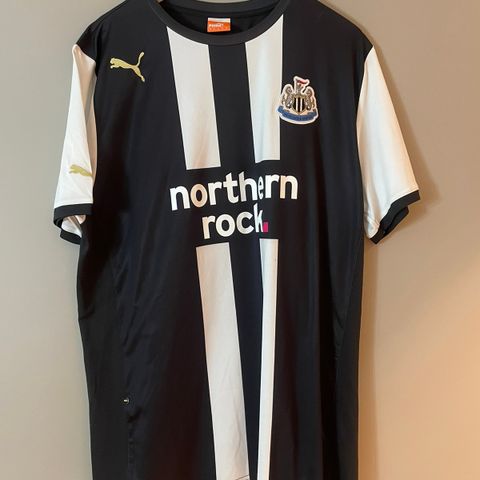 Newcastle drakt fra 2011/2012 sesongen!