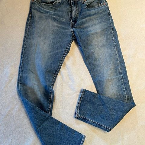 Levi’s 512 Premium Performance W32 L34