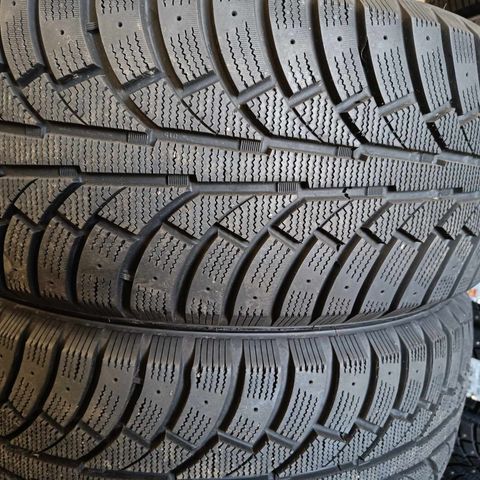 2 stk 275/55R20 Westlake SW606 piggfrie vinterdekk