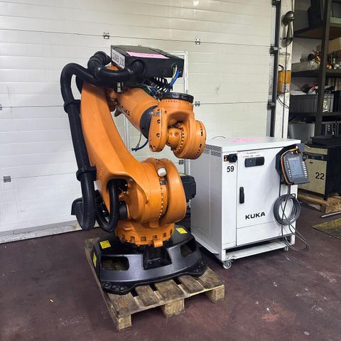 KUKA KR210 PRİME KRC4