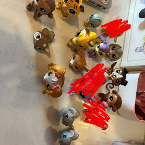 Littlest pet shop figurer