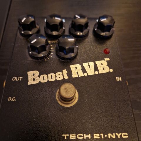 TECH 21 Boost Reverb RVB