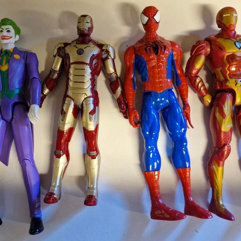 4 Actionfigurer Lekefigurer