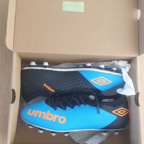 Umbro fotballsko str 38