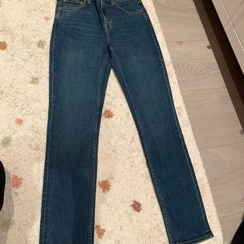 Jeans - helt ny med lapp - W28 L30