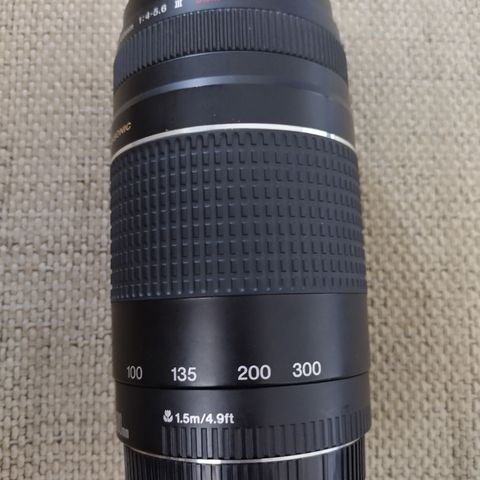 Canon 75-300 mm, 1,5m/4,9ft,  ø58 mm ,   linse objektiv lens