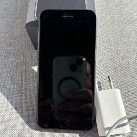 iPhone 8 64 GB