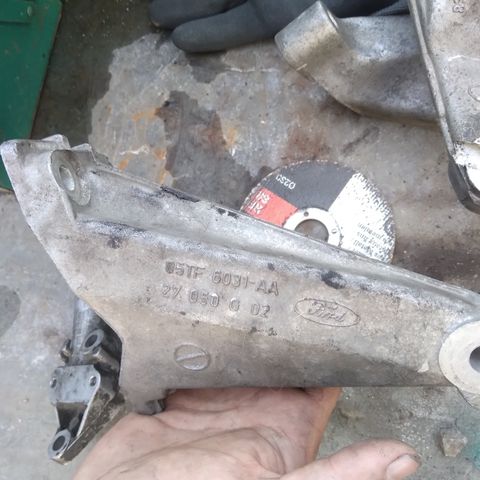 Ford Sierra og bmw e34 NG holder selges