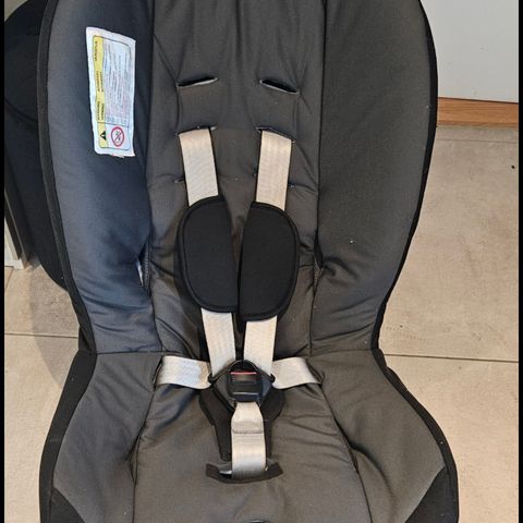 Britax two-way bilstol