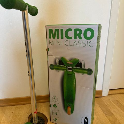 Micro Mini green, sparkesykkel, barn til salgs.