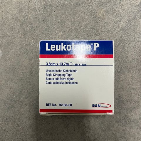 Leukotape P og Fixomull stretch