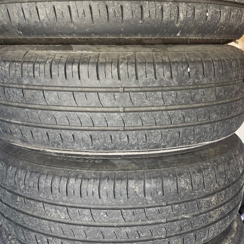 Sommerdekk 195/65R15 m/felg