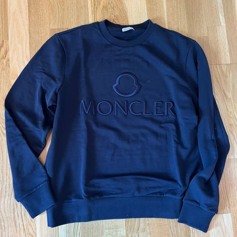 Moncler genser