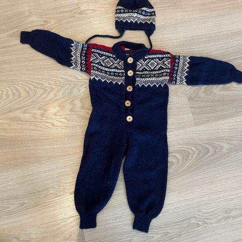 Mariusdress med lue 1-2år