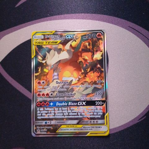 charizard and reshiram promo kort