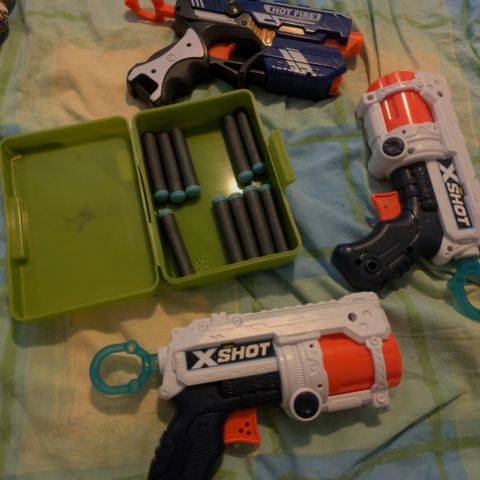 3 Nerf gun med piler