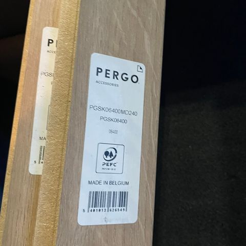 Lister Pergo Trondheim beige oak fra coop obs bygg