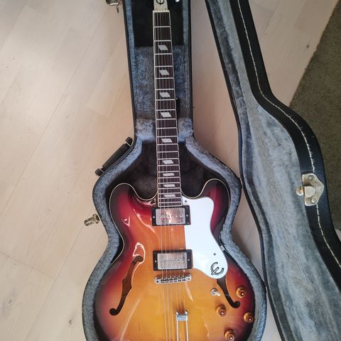 Epiphone riviera 1995 modell oppgradert